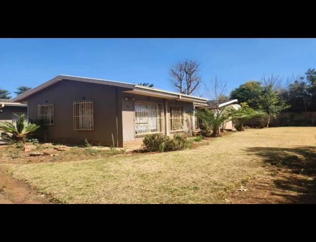 3 BEDROOM HOUSE FOR SALE IN ARCON PARK